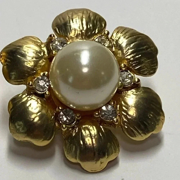 GOLD FAUX PEARL, RHINESTONE CLIP EARRINGS - Picture 6 of 11